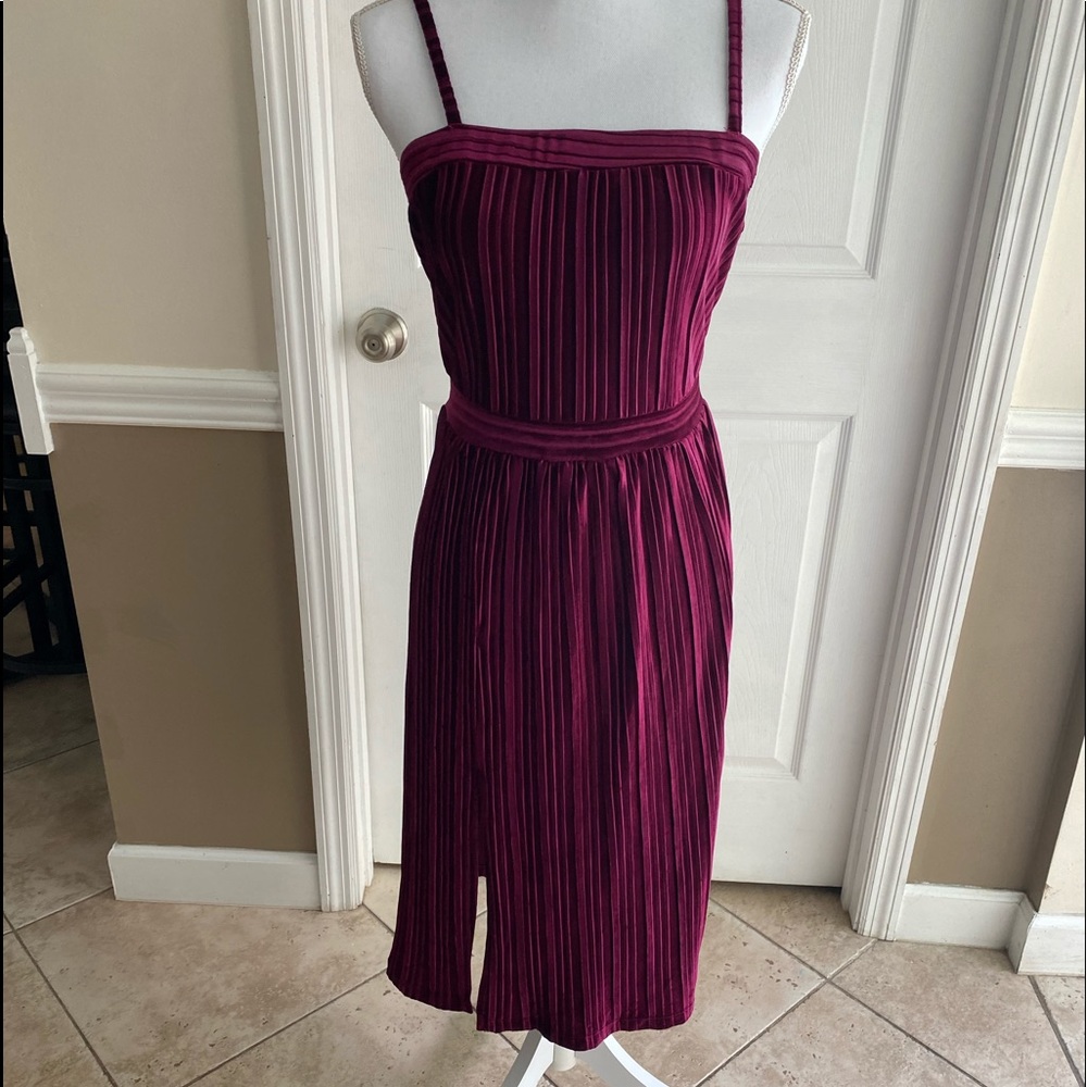 Velvet Midi Dress size Medium from Venus